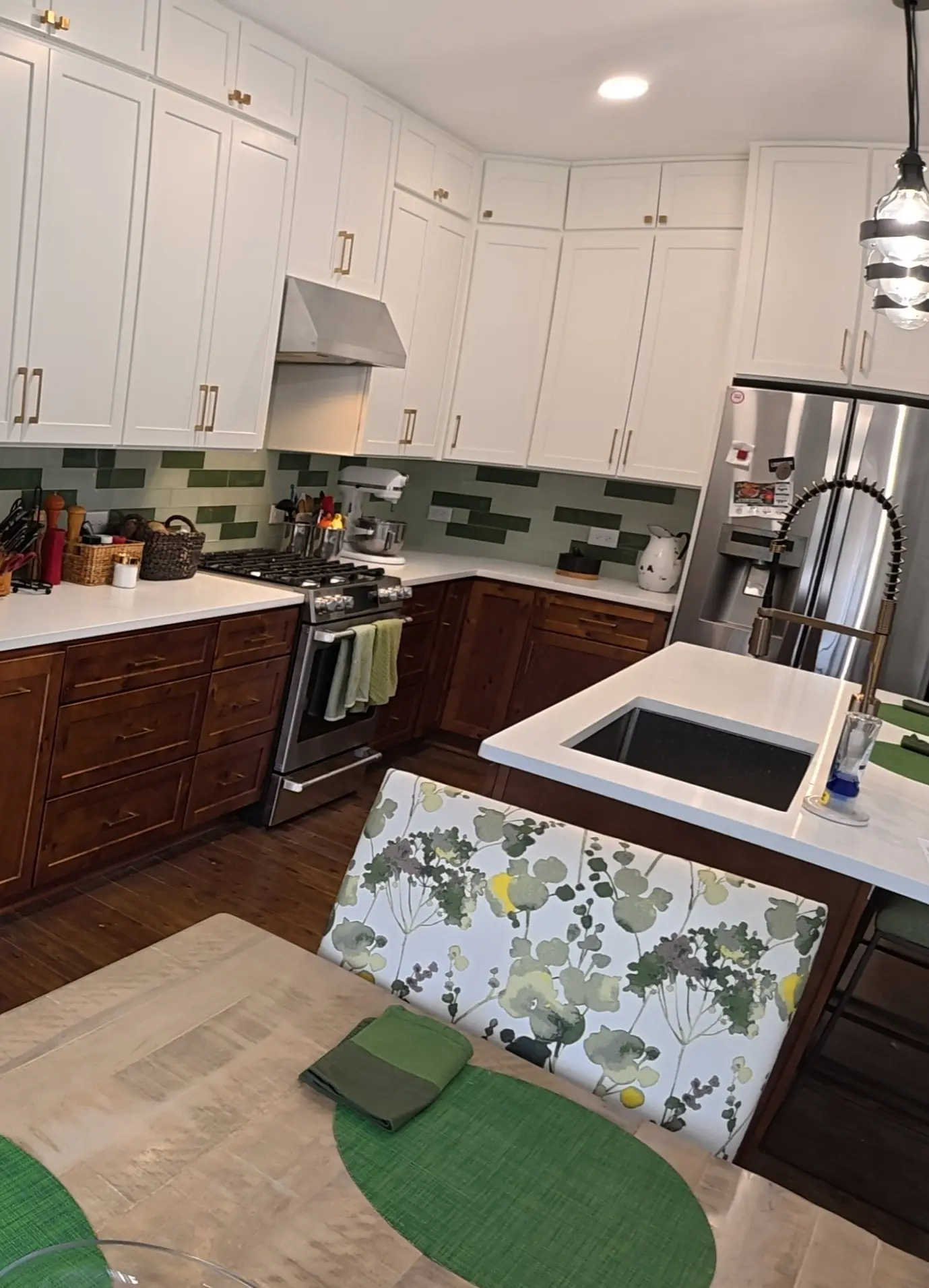 White and brown kitchen harmony design with elegant color coordination